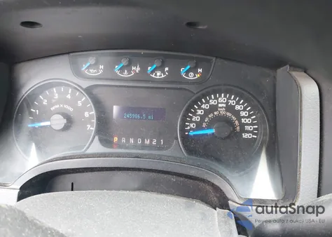 2013 Ford F-150 Xl z USA, uszkodzony, nr VIN 1FTNF1EF5DKE29944